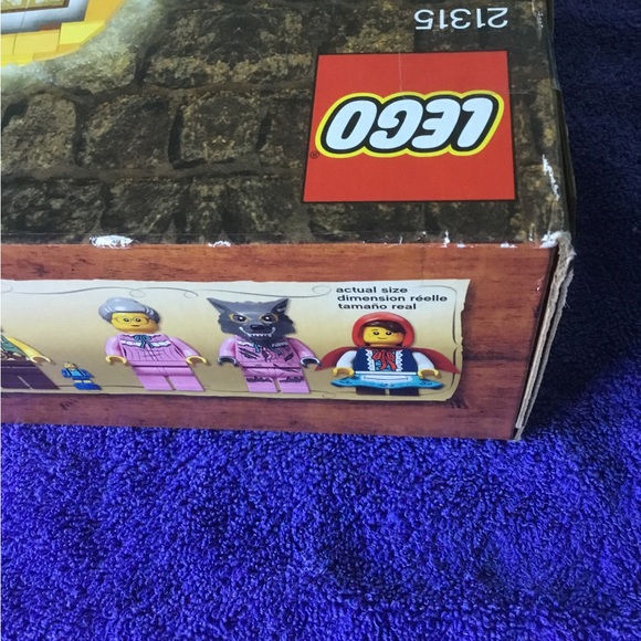 Lego Ideas Once Upon a Brick 21315 NISB  w/ Scuffs Dents Creases - Picture 12 of 16